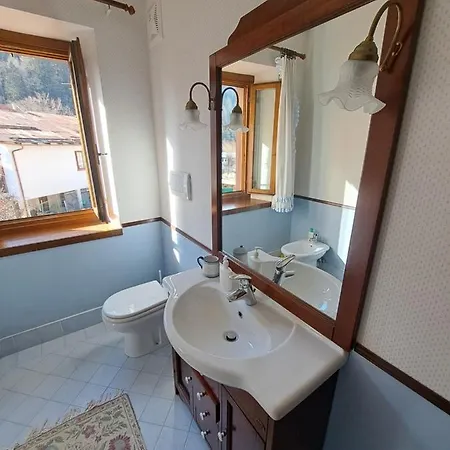 L' Antica Casa Di Maria Lilia Apartmán *